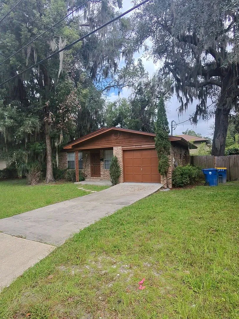 Charming 3BR House in Jacksonville — Photo 1