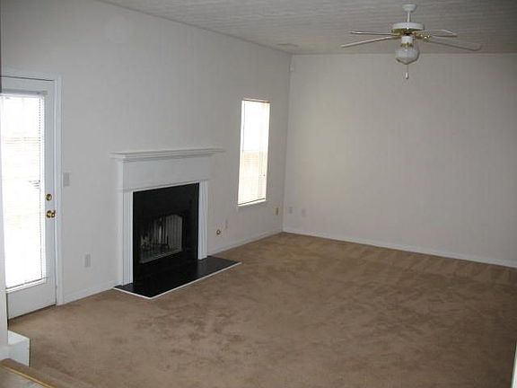 4th image of 50 Gazebo Dr