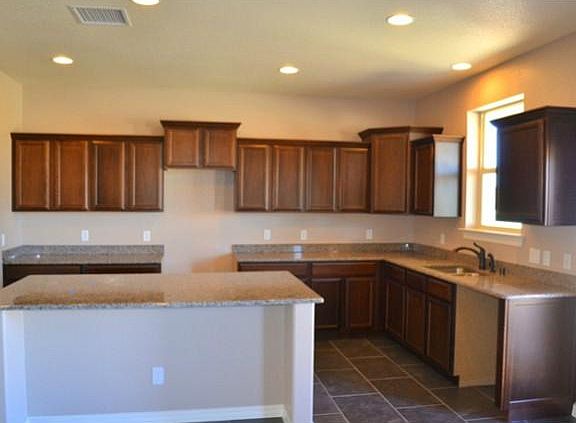 3rd image of 513 Valley Elm Dr
