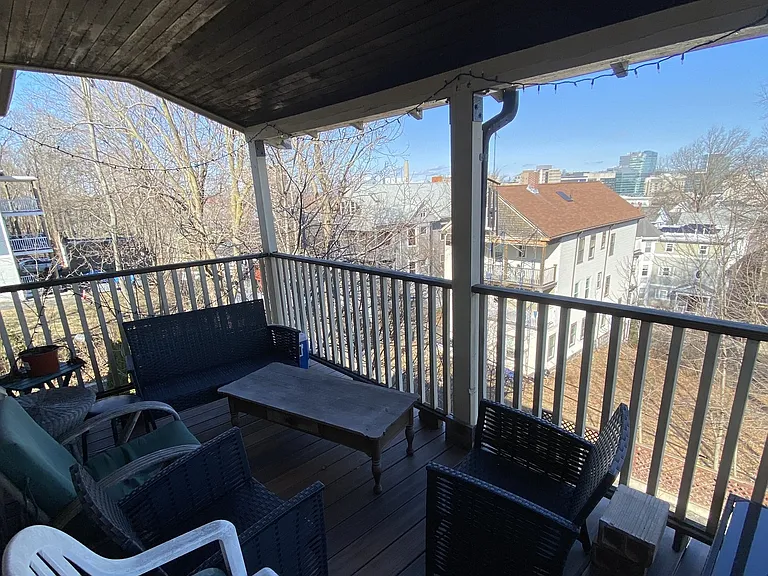 29-33 Iroquois St #1 — Photo 12