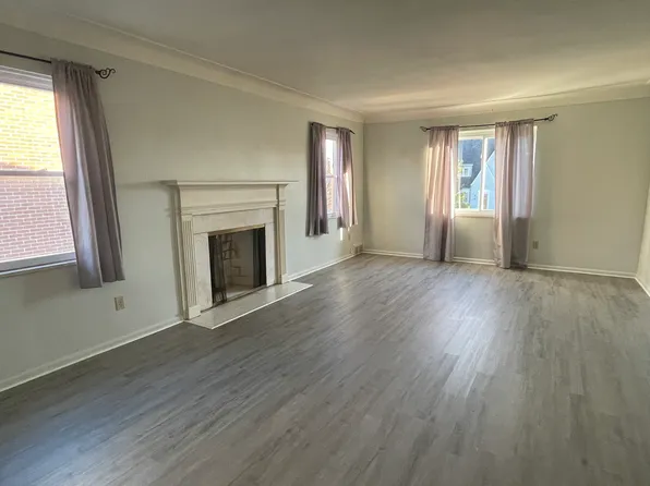 2021 Brookdale Rd, Toledo, OH 43606