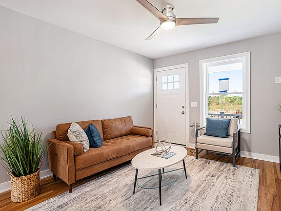 2nd image of 255 Willowside Dr