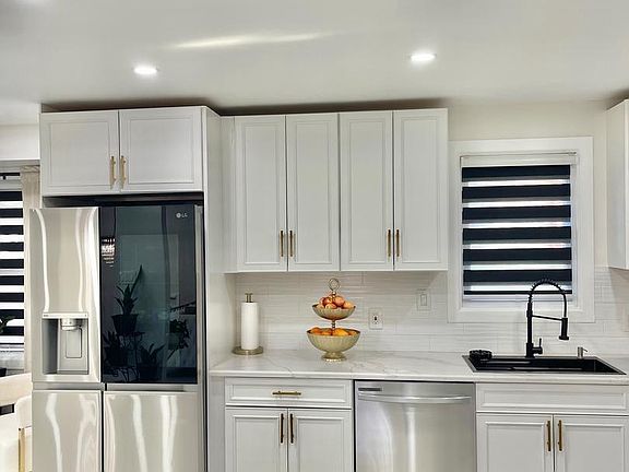 5th image of 3370 Appleford Way