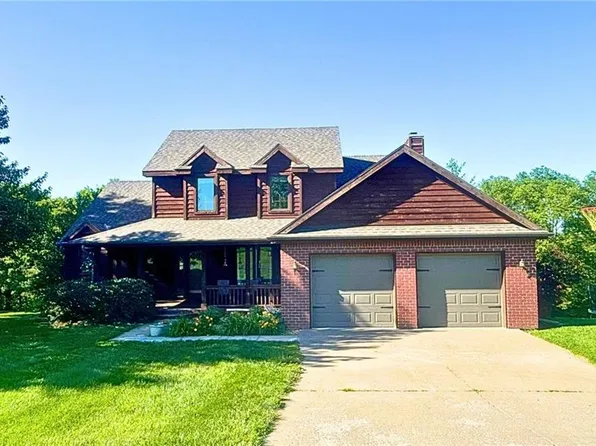 14465 Riverview Dr, Savannah, MO 64485