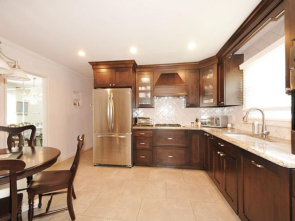 5th image of 8304 260th St