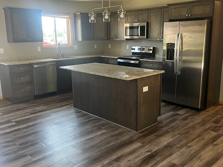 2028 E 3rd St #1 — Photo 7
