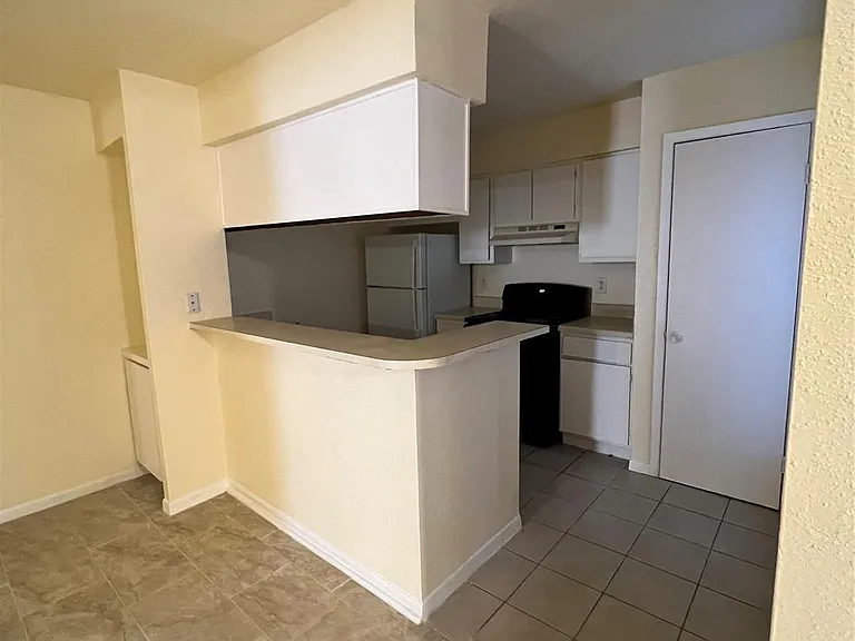 9000 Bissonnet St #705 — Photo 7