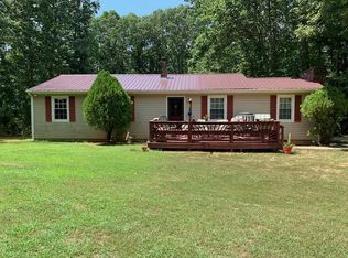 7401 Red House Rd, Appomattox, VA 24522