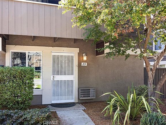 4th image of 213 Springview