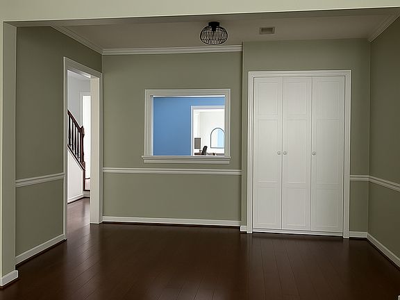 3rd image of 11 Priorslee Ln #11