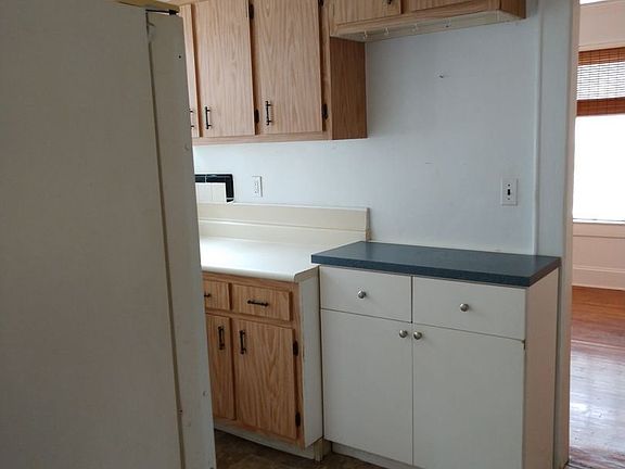 4th image of 1216 NW 16th Ave