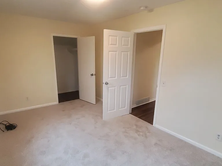 5740 Missouri Ave — Photo 4