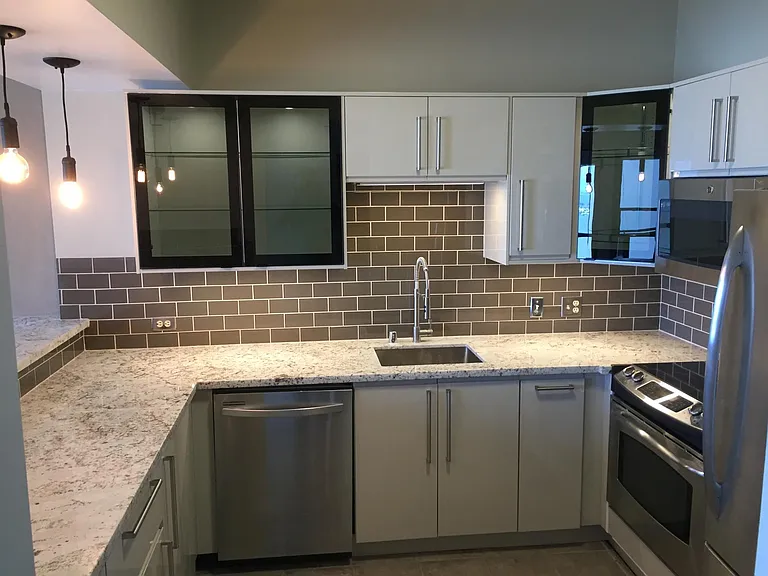 6363 Christie Ave #1911 — Photo 7