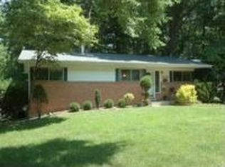 7726 Harwood Pl, Springfield, VA 22152