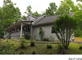 10 Feedrock Rd, Brevard, NC 28712
