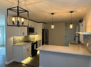 457 Maple St, Warminster, PA 18974