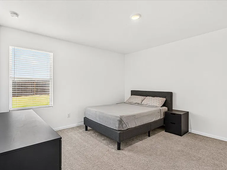 7909 Hathor Dr — Photo 25