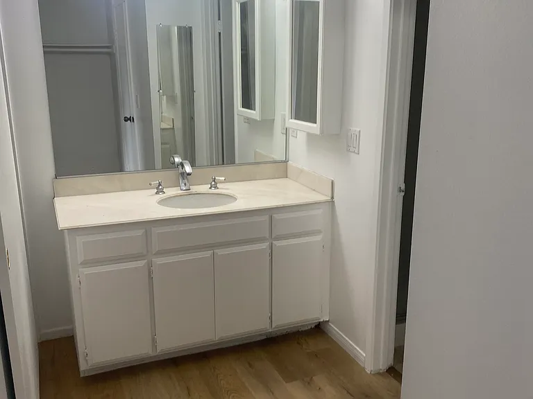 2363 Iroquois Ave #A — Photo 3