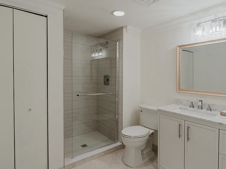 9277 Vista Del Lago #39B — Photo 17