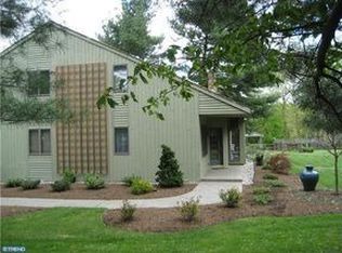 670 Garwood Rd, Moorestown, NJ 08057