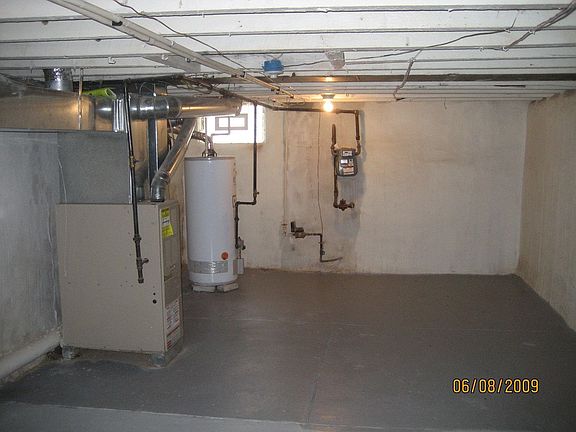 Clean Dry Basement