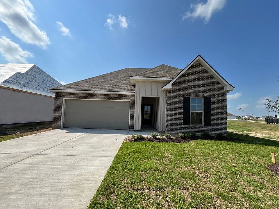 1st image of 3108 Sapphire Dr