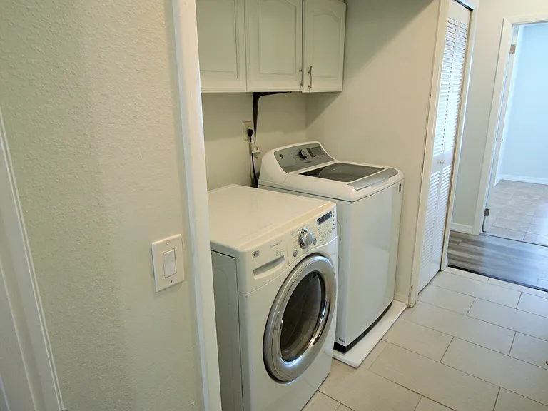 3050 Autumn Ct — Photo 15