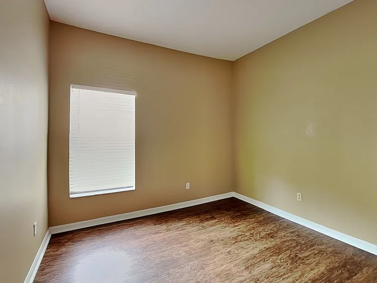 1338 Edison Tree Rd — Photo 9
