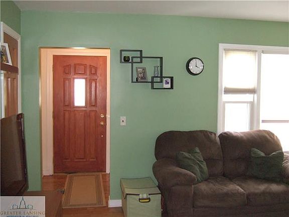 3rd image of 149 E Cowley Ave