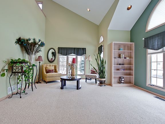 5th image of 36410 N Mill Creek Dr