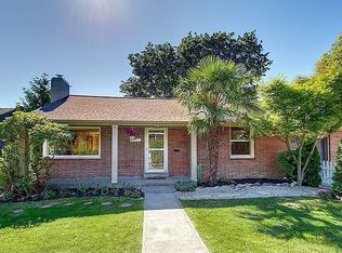 1909 Clise Pl W, Seattle, WA 98199