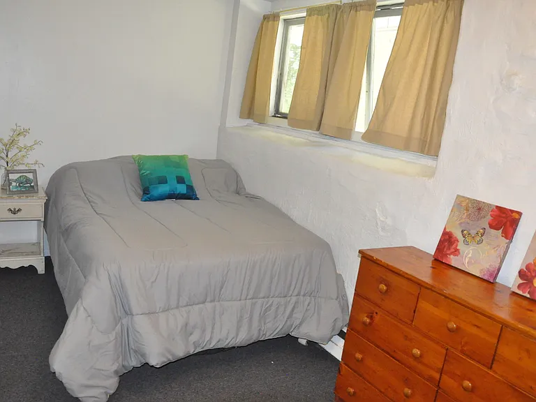 116 Ferris Pl — Photo 6