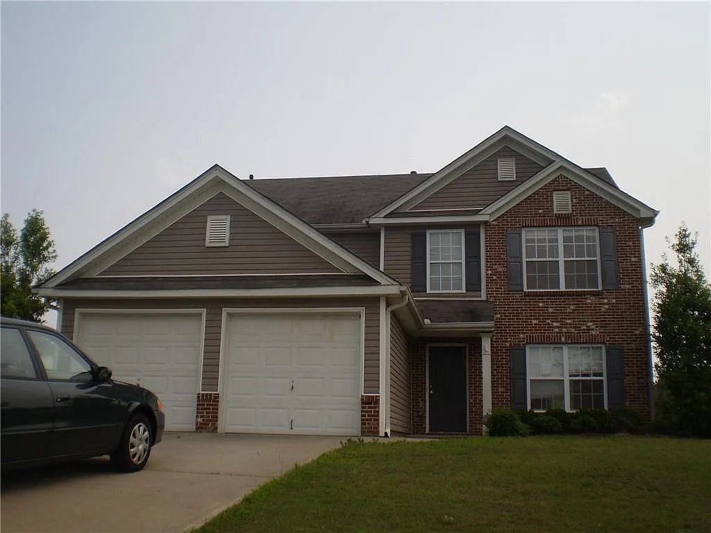 4 bed, 2.5 bath, 1896 sqft, $2,190 — Photo 1