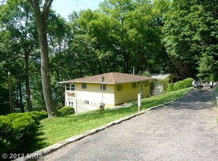 406 Lake Side Rd, Addison, PA 15411