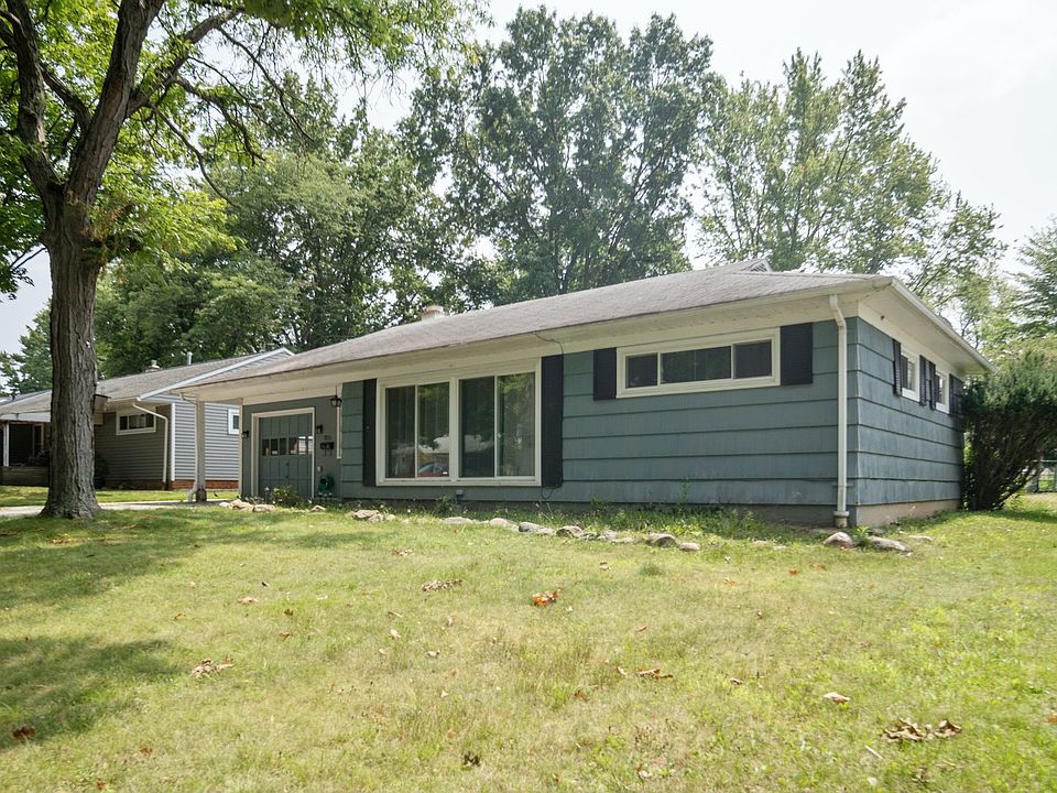 9251 Newkirk Dr, Parma Heights, OH 44130 Zillow