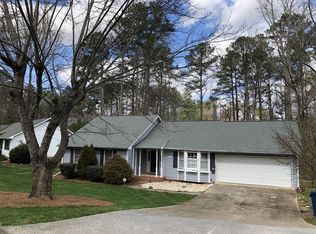 2383 Autumn Leaf Ct, Lawrenceville, GA 30044