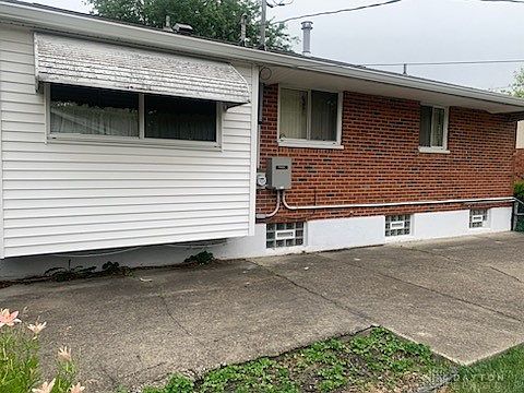 4th image of 110 Stubbs Dr