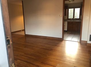 4 Lois Ln Unit 4, Lexington, MA 02420