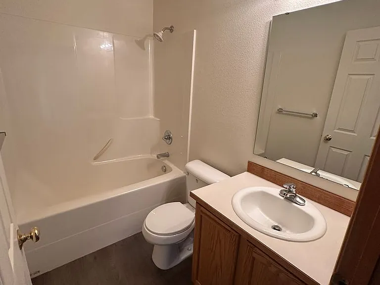 7820 Three Rivers Dr — Photo 32