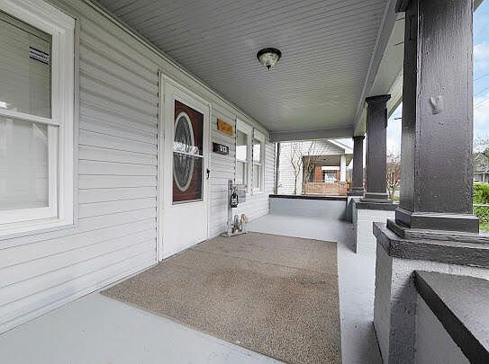 4th image of 513 Washington Ave
