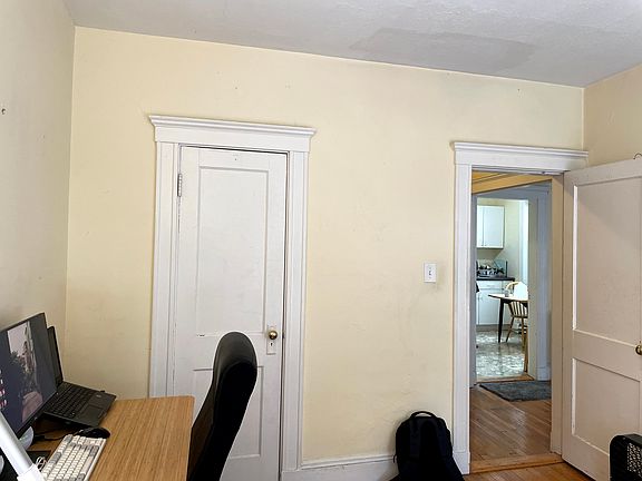5th image of 32 Ransom Rd APT 8