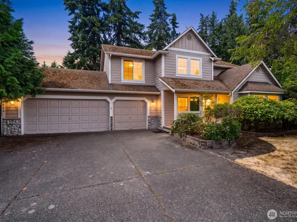 5724 Hillpointe Circle, Lynnwood, WA 98037