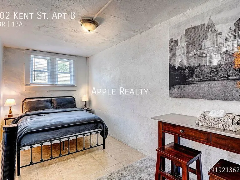 802 Kent St #B — Photo 10