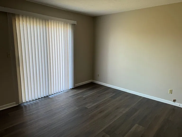 4292 Walnut Rd — Photo 6