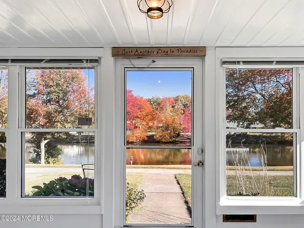 225C Buckingham Court, Lakewood, NJ 08701