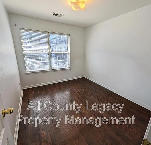 1928 Shawn Wayne Cir SE — Photo 6