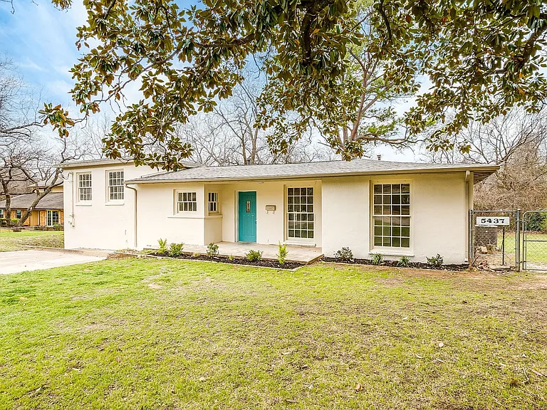 5437 Sam Calloway Rd — Photo 3