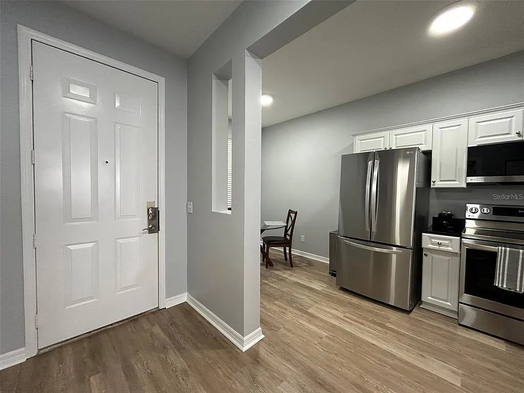 Building Photo - 3506 54th Dr W #205