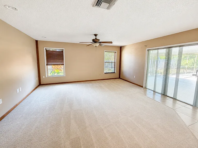 8649 Shady Glen Dr — Photo 3