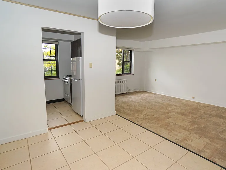 Dining Room/Living Room Dining Room/Living Room
